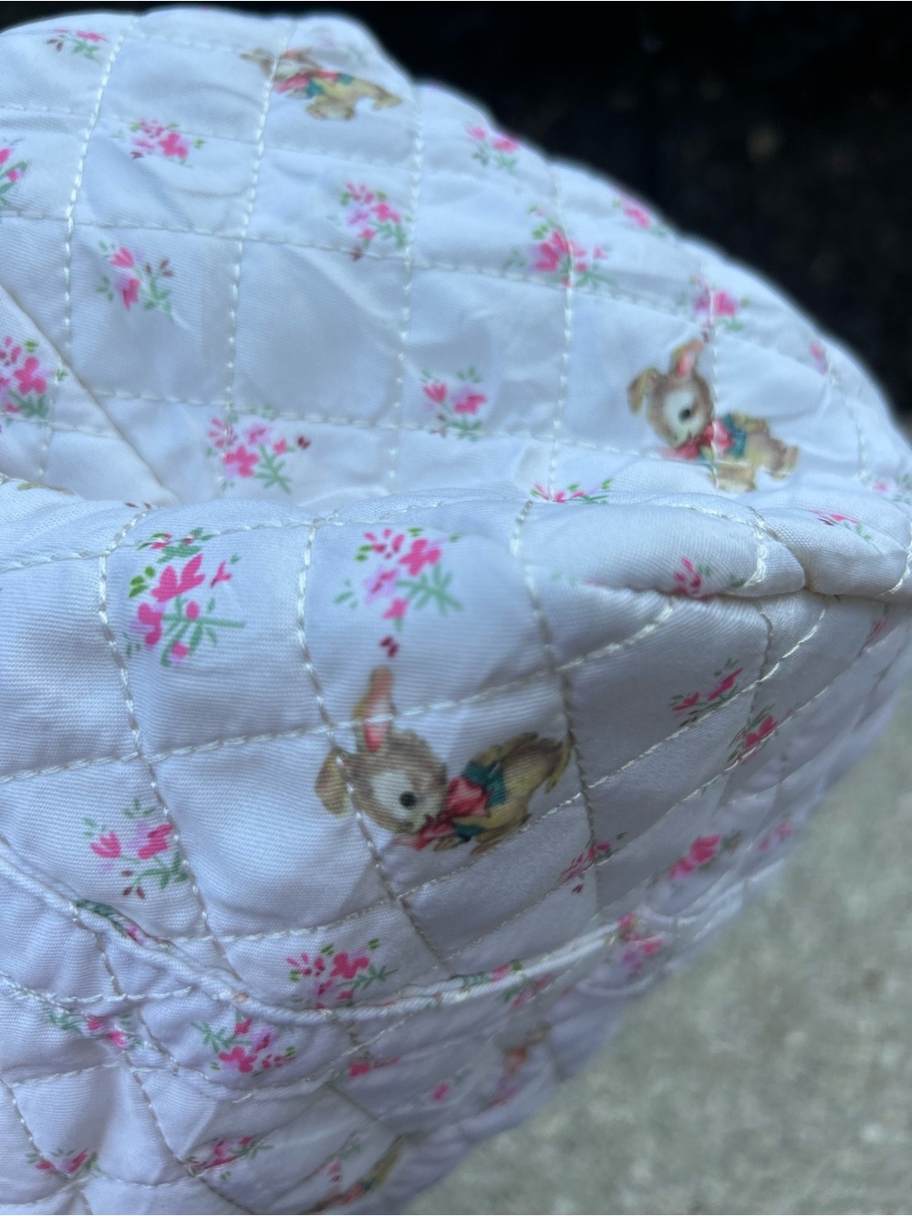 LadeBlaam Quilted Coquette Bunny Carry Bag – Vintage Floral & Rabbit Print - Picture 8 of 10